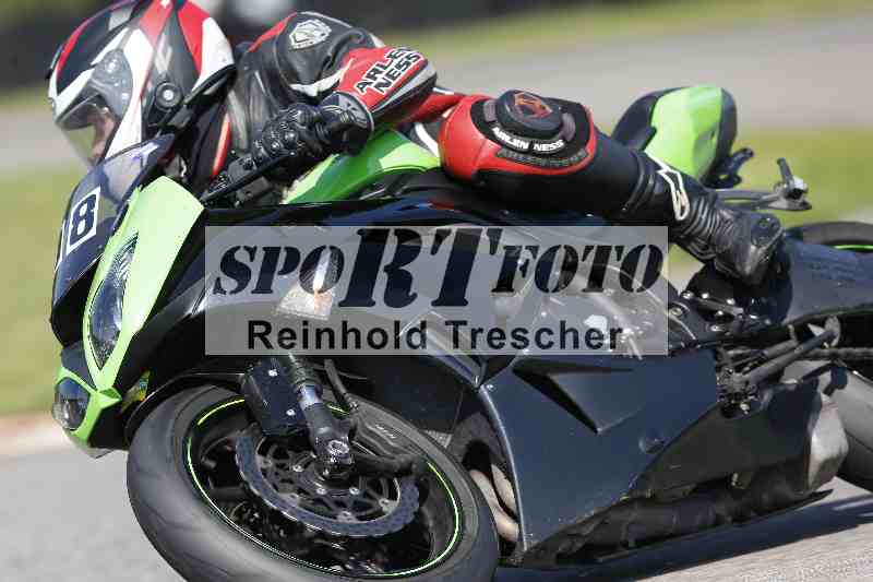 /44 09.08.2025 Plüss Moto Sport ADR/Freies Fahren/408